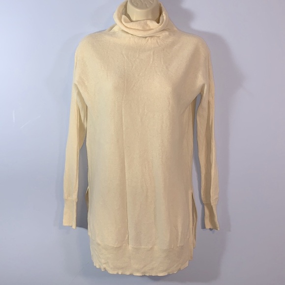Halogen off white cream cashmere turtleneck sweater side slits soft size XS - Picture 1 of 8